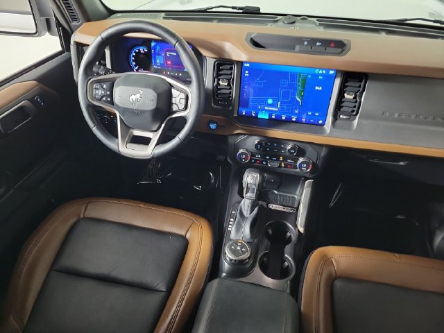 Used 2024 Ford Bronco Outer Banks AWD/4WD image 15