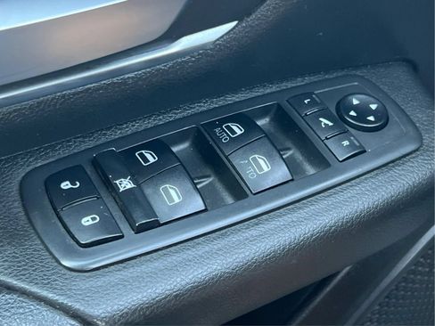 Used 2019 RAM 1500 Big Horn AWD/4WD image 41