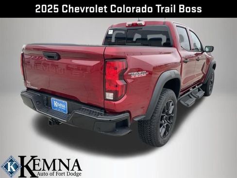 Used 2025 Chevrolet Colorado Trail Boss image 6