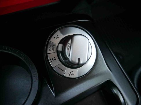 Used 2022 Toyota 4Runner SR5 Premium image 39