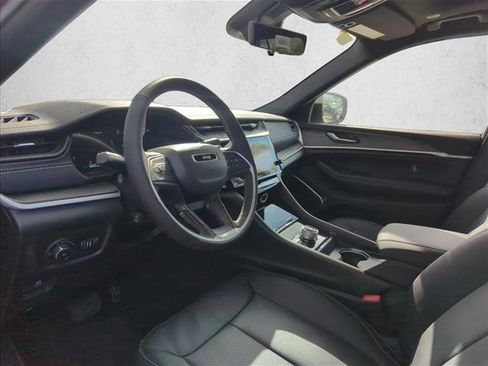 New 2026 Jeep Grand Cherokee Limited Reserve image 2