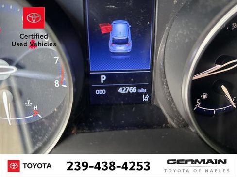 Certified 2019 Toyota C-HR XLE FWD image 19