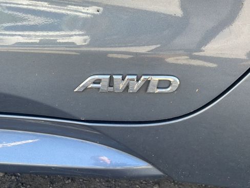 Certified 2024 Toyota Corolla LE AWD/4WD image 6