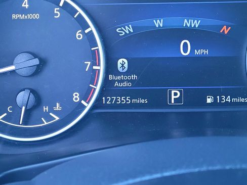 Used 2015 Nissan Murano SL w/ SL Technology Package FWD image 30