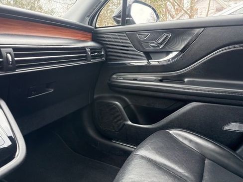 Certified 2022 Lincoln Corsair Reserve image 26