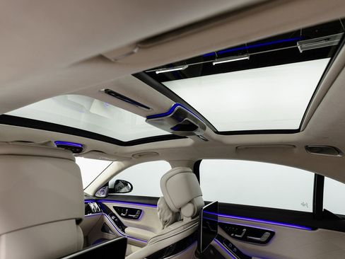 Certified 2024 Mercedes-Benz S 580 4MATIC Sedan image 27