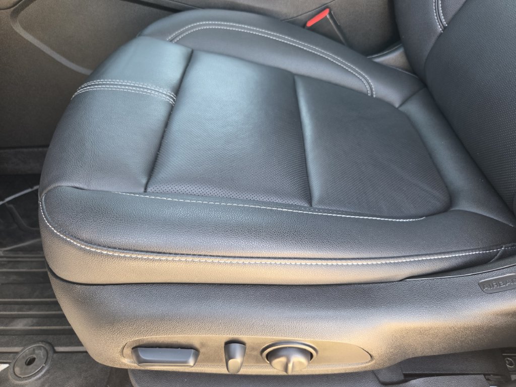 Used 2024 Chevrolet Blazer LT w/ LPO, Floor Liner Package FWD image 21