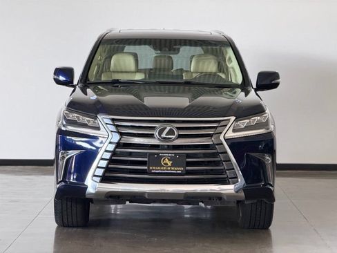 Used 2016 Lexus LX 570 4WD w/ Luxury Package image 2