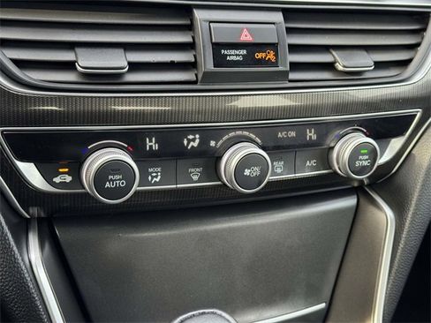 Certified 2022 Honda Accord Sport image 27