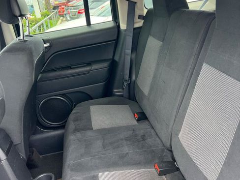 Used 2015 Jeep Patriot Sport w/ Power Value Group FWD image 7