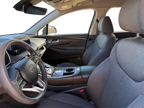 Used 2022 Hyundai Santa Fe SE image 10