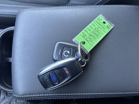 Used 2021 Subaru Forester Limited image 32