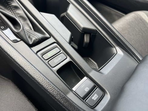 Certified 2025 Honda Accord LX image 16