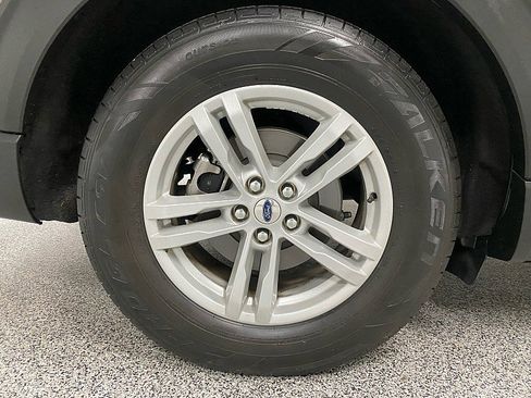 Used 2021 Ford Explorer XLT w/ Class III Trailer Tow Package image 21