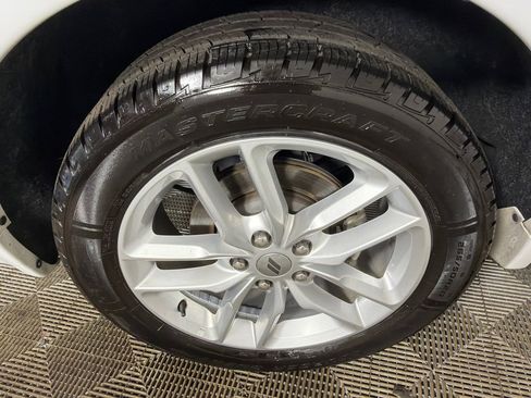 Used 2024 Dodge Durango GT image 19