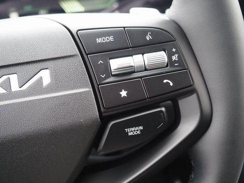 New 2026 Kia Sportage EX image 21