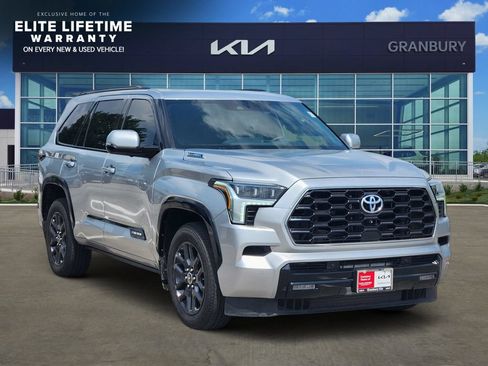 Used 2023 Toyota Sequoia Platinum AWD/4WD image 3