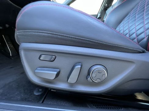 Used 2025 Genesis G70 3.3T Advanced w/ Sport Prestige Package RWD image 14