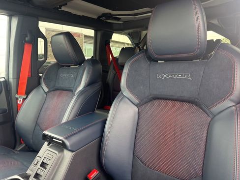 New 2025 Ford Bronco Raptor image 16