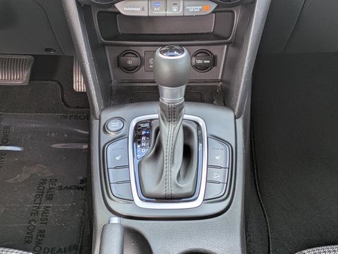 Used 2020 Hyundai Kona SEL Plus FWD image 17