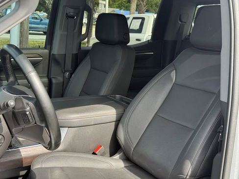 Used 2023 GMC Sierra 1500 SLT w/ SLT Premium Package RWD image 16