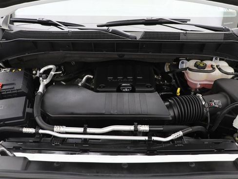 Used 2024 Chevrolet Silverado 1500 LT image 27