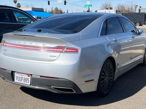 Used 2018 Lincoln MKZ Reserve image 2