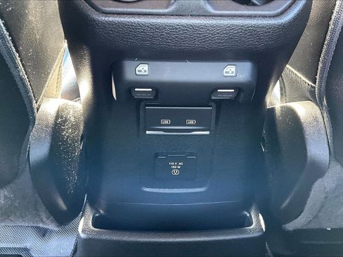 Used 2021 Jeep Wrangler Unlimited Sahara AWD/4WD image 34