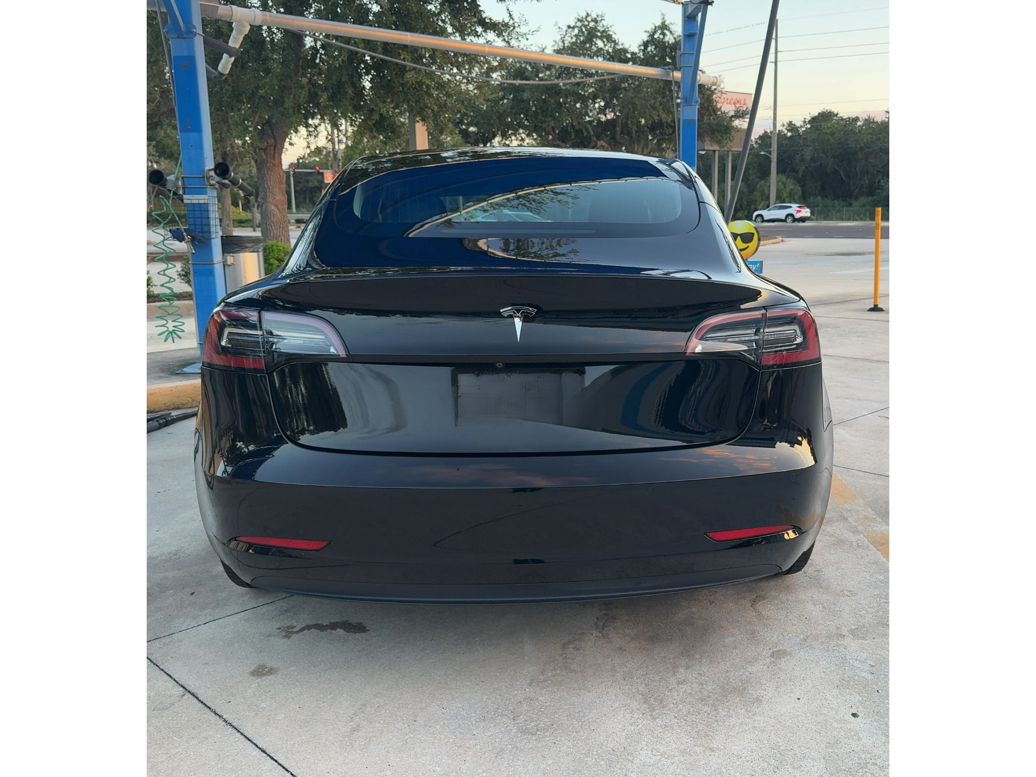 Used 2018 Tesla Model 3 Long Range RWD image 7