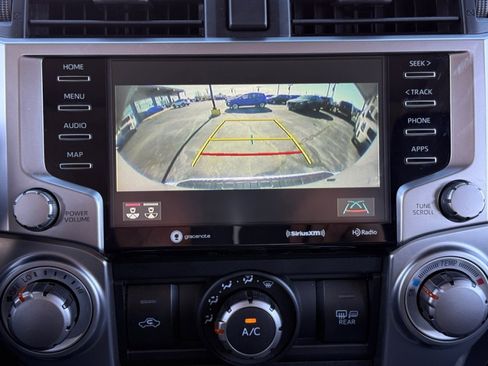 Used 2022 Toyota 4Runner SR5 Premium image 26