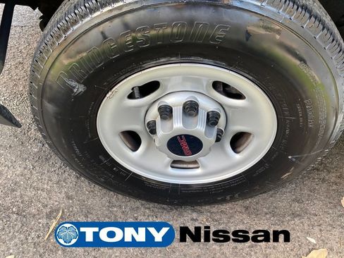 Used 2023 GMC Savana 2500 Work Van w/ Driver Convenience Package image 9