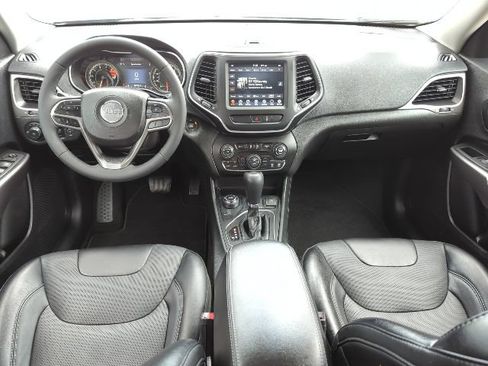 Used 2022 Jeep Cherokee Latitude Lux w/ Sun & Sound Group AWD/4WD image 7