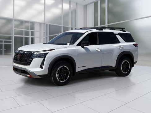 New 2026 Nissan Pathfinder Rock Creek w/ Rock Creek Premium Package AWD/4WD image 2