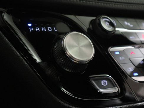 New 2026 Chrysler Pacifica Select image 28