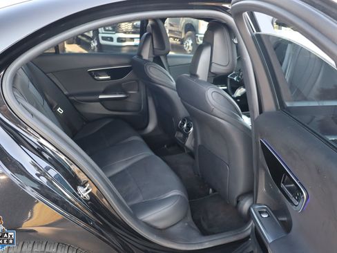 Used 2023 Mercedes-Benz C 300 Sedan image 30