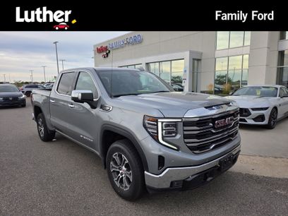 Used 2025 GMC Sierra 1500 SLT