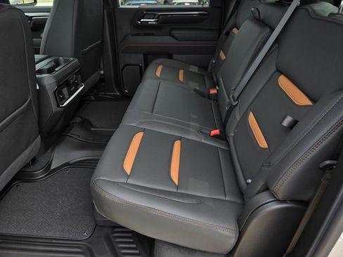 New 2026 GMC Sierra 2500 AT4 image 19
