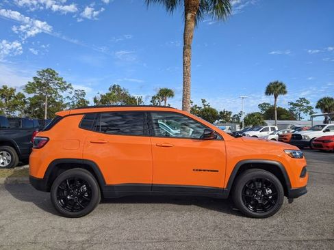 New 2026 Jeep Compass Latitude image 3