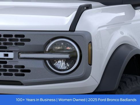 New 2025 Ford Bronco Badlands image 22