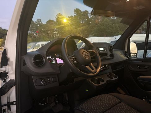 Used 2023 Mercedes-Benz Sprinter 144 Cargo image 42