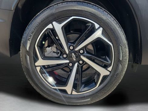 Used 2023 Chevrolet TrailBlazer RS w/ Convenience Package FWD image 8