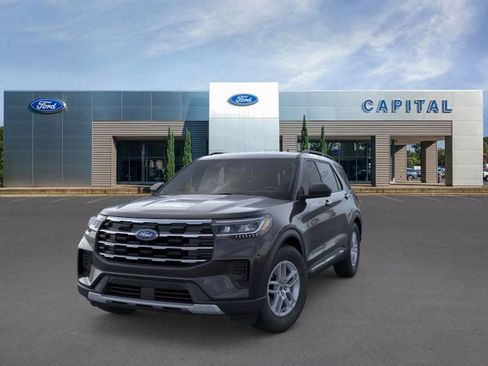 New 2025 Ford Explorer Active image 2