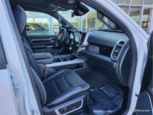 Used 2023 RAM 1500 Laramie AWD/4WD image 40