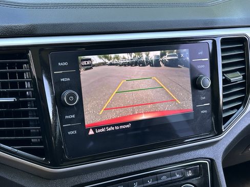 Used 2023 Volkswagen Atlas SE w/ Panoramic Sunroof Package AWD/4WD image 23