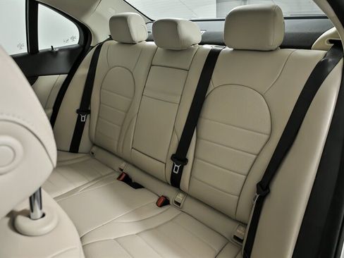Used 2019 Mercedes-Benz C 300 Sedan image 21