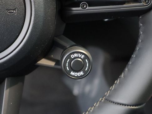 New 2026 Porsche Macan S image 30