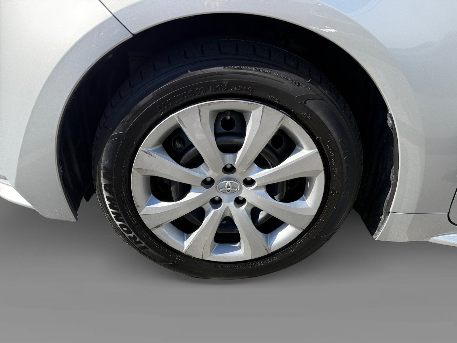 Used 2024 Toyota Corolla LE FWD image 9