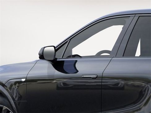 New 2026 Cadillac Lyriq V image 12