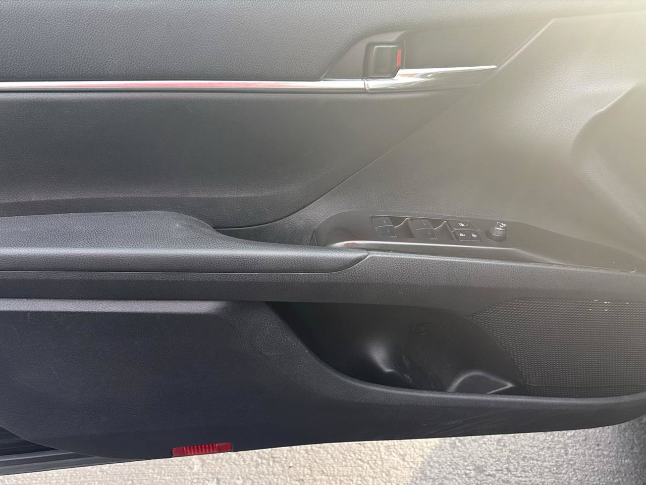 Used 2024 Toyota Camry LE FWD image 10