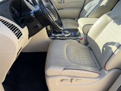 Used 2018 INFINITI QX80 4WD w/ Deluxe Technology Package image 24